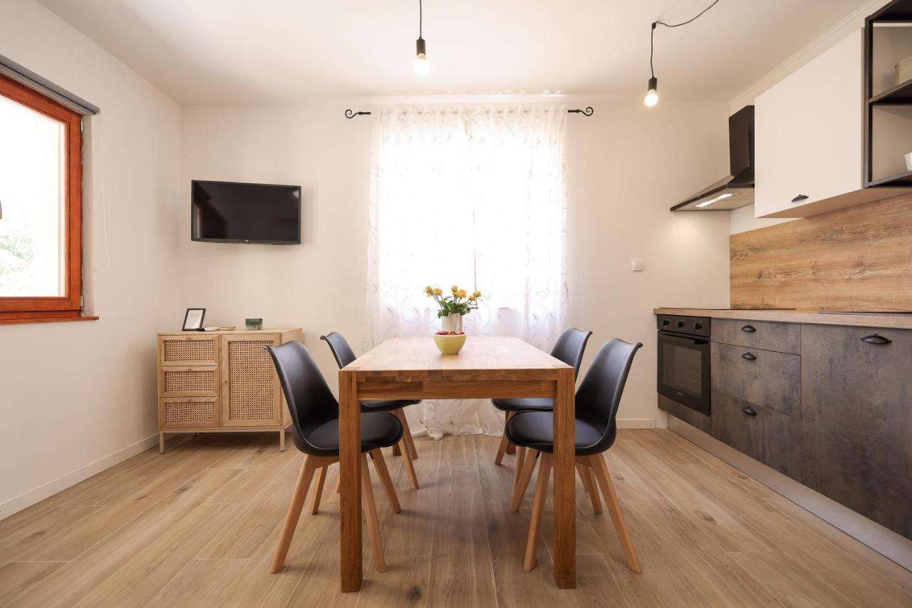 Apartment Ana ซาดาร์ ภายนอก รูปภาพ